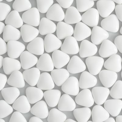 Chocolate Mini Dragees - MINI Heart Shaped Sugar Coated Confectionery - White - For Wedding Favours and Baby Showers - Pack of 150 Hearts (150 Grams)