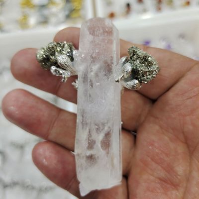 EFLAL Home Decoration Fluorite Pyrite amethystNatural Crystal White Quartz Cluster Points Pillar Column Terminated Wand Specimen Stones crystal stone (Color : White, Size : 1pcs)