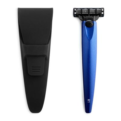Bolin Webb Razor in Ocean Blue and Travel Case. Fitted with Gillette Mach3 Blade Cartridge. Luxury Razors for Men - Giftable R1 Style.