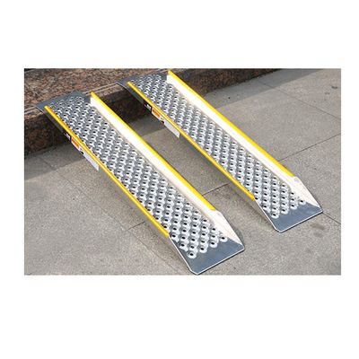Agashi Threshold Ramp, Portable Aluminum Anti-Skid Wheelchair Ramp, for Wheelchairs,Stairs,Vans, Steps, Holds up to 300Kg/2Pcs
