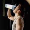 EQURA Electric Shaker Bottle, Blender Bottles, Made with Tritan - BPA Free - Portable Mixer Cup/USB Rechargeable Shaker Cups for Protein Shakes and Meal Replacement Shakes (Blue) view 3