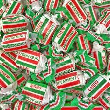 Spearmint Chews - 1kg Pouch Of Mint Flavour Chews - Retro Sweets