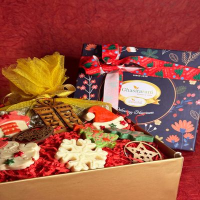 Jaiccha Ghasitaram Christmas Gift Hamper Box with Plum Cake and Chocolates and Tags