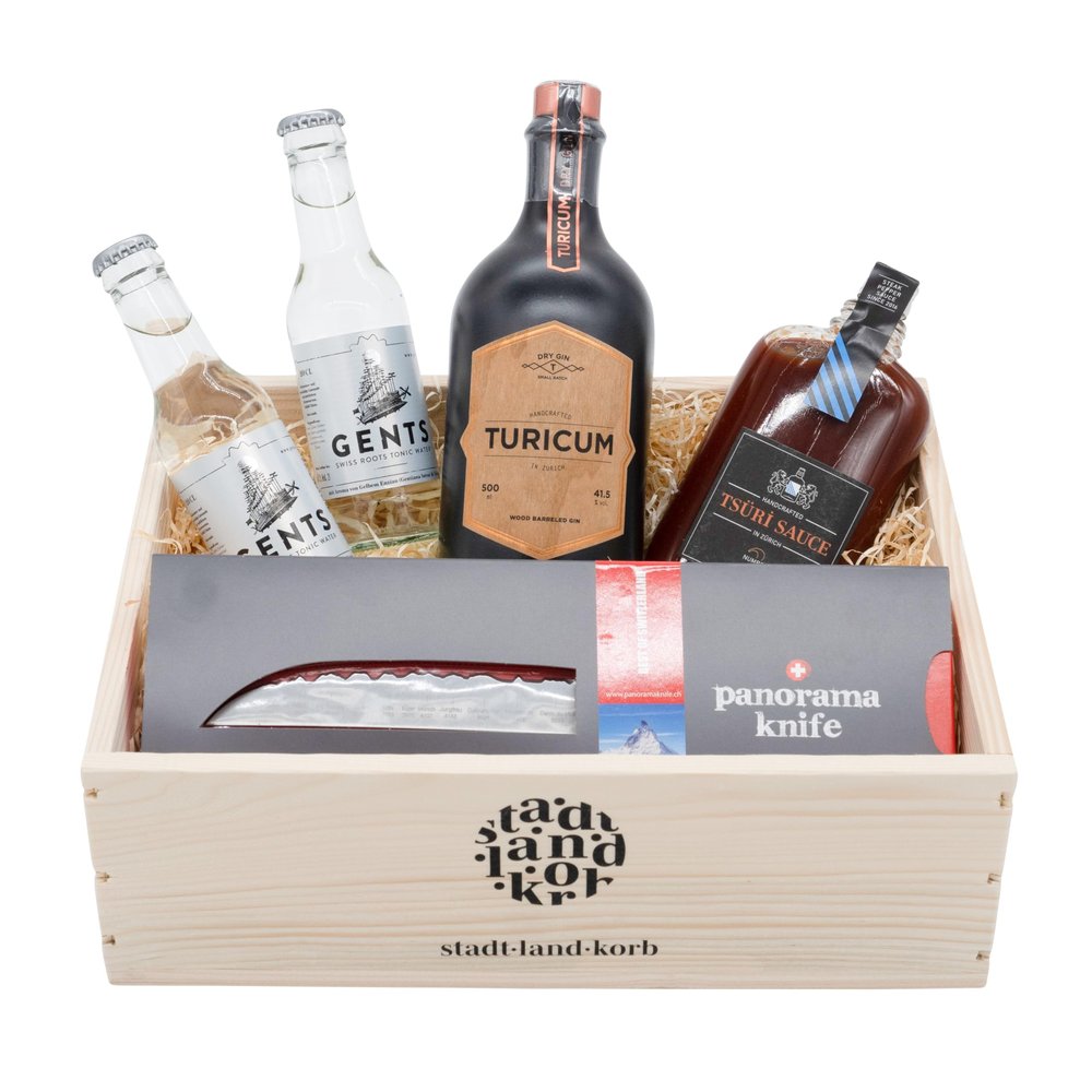 Premium Gift Basket "Tsri Gentleman" for All Gentlemen - Gift Idea for Men, Birthdays, Christmas and Thank You