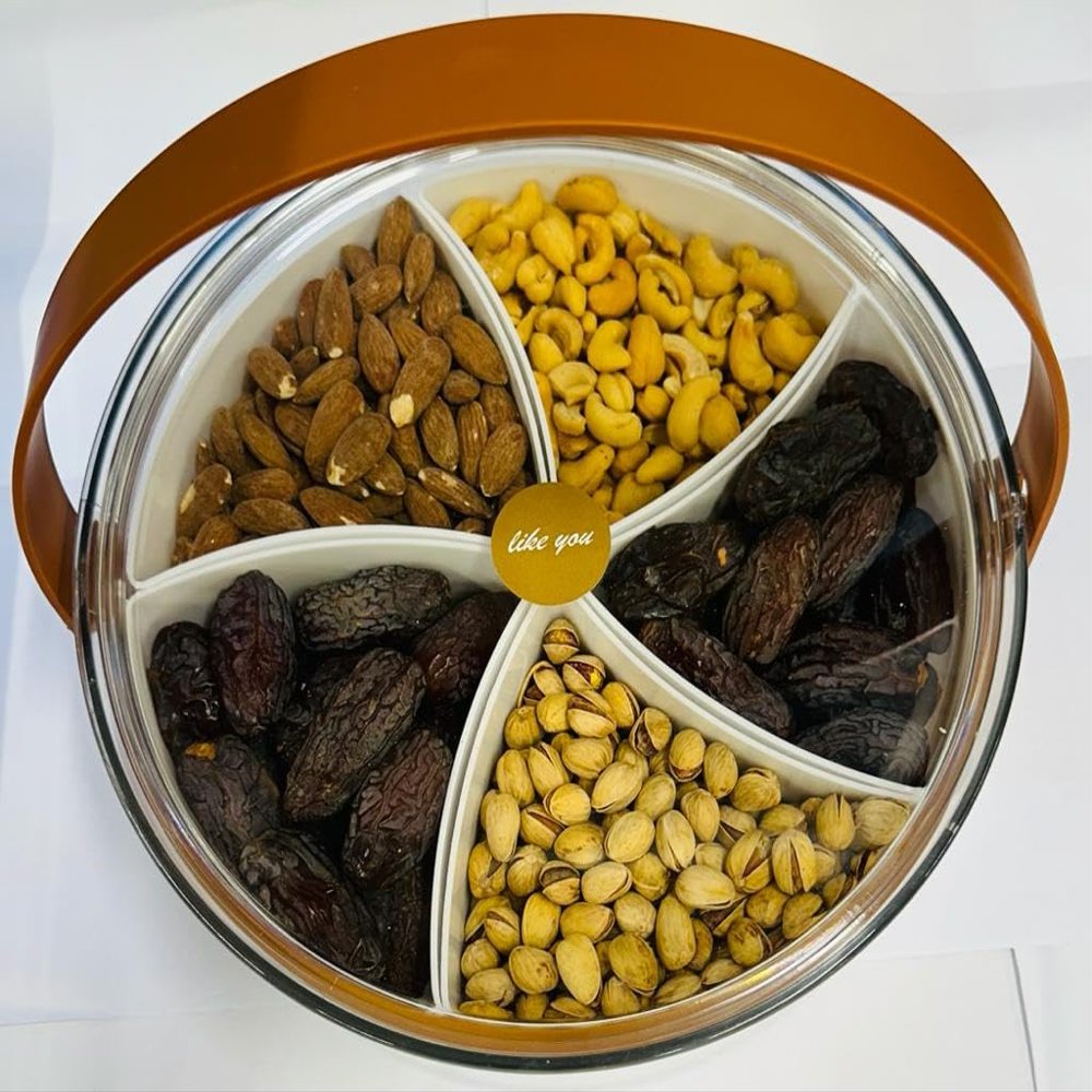 Dried Nuts - Gift Basket With a Variety of Freshly Roasted Nuts - Beautifully Packaged Gift, Ramdan, New Year, Christmas, Easter, Birthday, House Warming, Mothers day