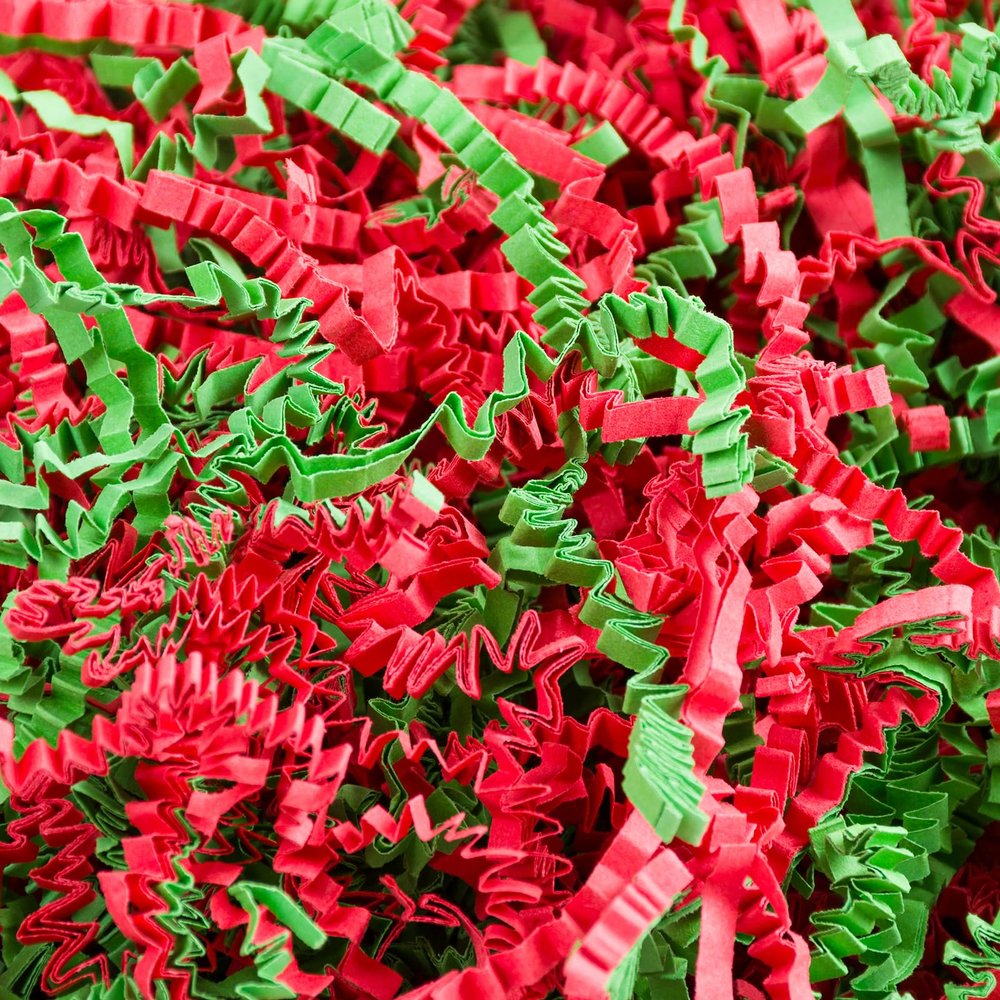 CHECHNYA Crinkle Cut Paper Shred Filler 1LB,Shredded Paper for Gift Baskets,Recyclable Craft Shred Paper Filler Red & Green Christmas Mix