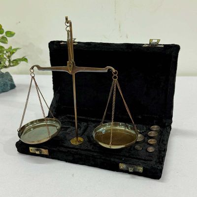 Antique Old Traditional Goldsmith Weight Justice showpiece Weighing Scale Balance With Black Valvet Box