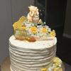bee cake topper view 3