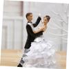 Ciieeo Landscape Props for Wedding 2pcs Resin Bride and Groom Cake Ornament Miniature Couples for Wedding Decorations view 3