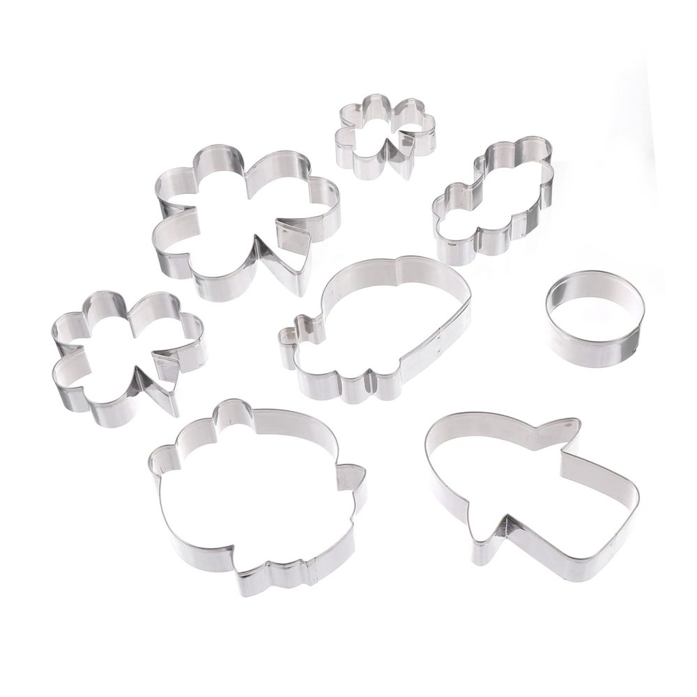 OUNONA Stainless Steel Cookie Moulds Set 8pcs Baking Accessories Festival Baking Molds for St. Patrick's Day
