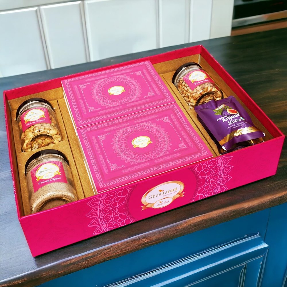 Ghasitaram Gifts Jaiccha Holi- Sweets/Holi Hampers/Thandai Ghasitaram Big Hamper Tray of Sugarfree Gujiyas, Thandai, Peanuts, Wheat Puffs, Sugarfree Bites