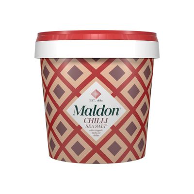 Maldon Chilli Sea Salt with Aleppo & Birds Eye Chillies, Perfect for a Wide Range of Dishes, Fantastic Burst of Flavour, Pyramid-Shaped Flakes - 500g Tub