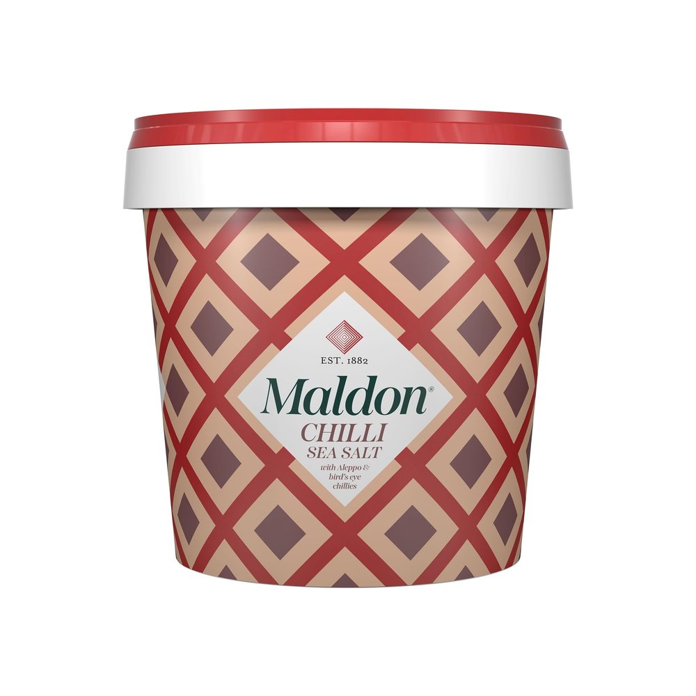 Maldon Chilli Sea Salt with Aleppo & Birds Eye Chillies, Perfect for a Wide Range of Dishes, Fantastic Burst of Flavour, Pyramid-Shaped Flakes - 500g Tub