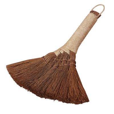 Ipetboom Palm Fiber Handcrafted Short Handle Duster Brush for Home Cleaning, Soft Desk and Bed Dust Sweeping Brush with Wood Handle, Household Dust Remover for Office and Indoor Use