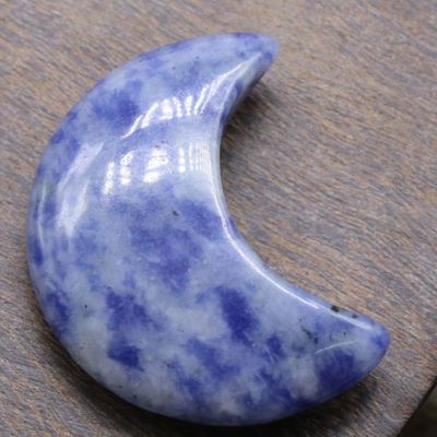 CZAOINCU Home Collections Crystals and Stones Moon Shaped Statue Natural Quartz Gemstone Gifts Collection Home Decor Pocket Stone Attract Luck (Color : Sodalite, Size : 6PC)