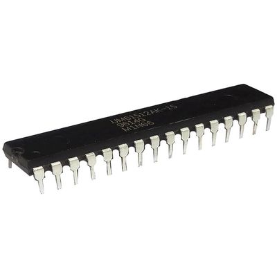 1PCS UM61512AK-15 UM61512AK UM61512 DIP-32