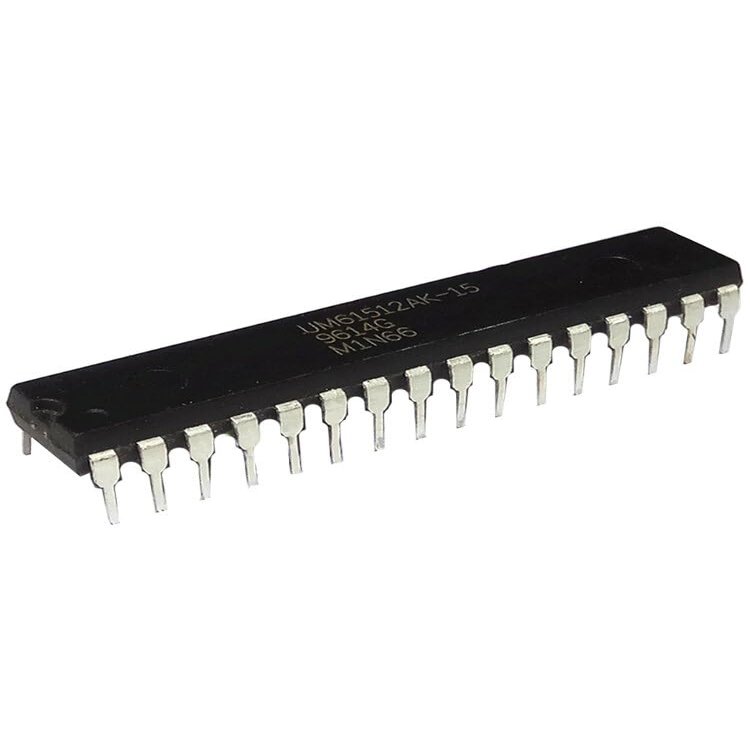 1PCS UM61512AK-15 UM61512AK UM61512 DIP-32