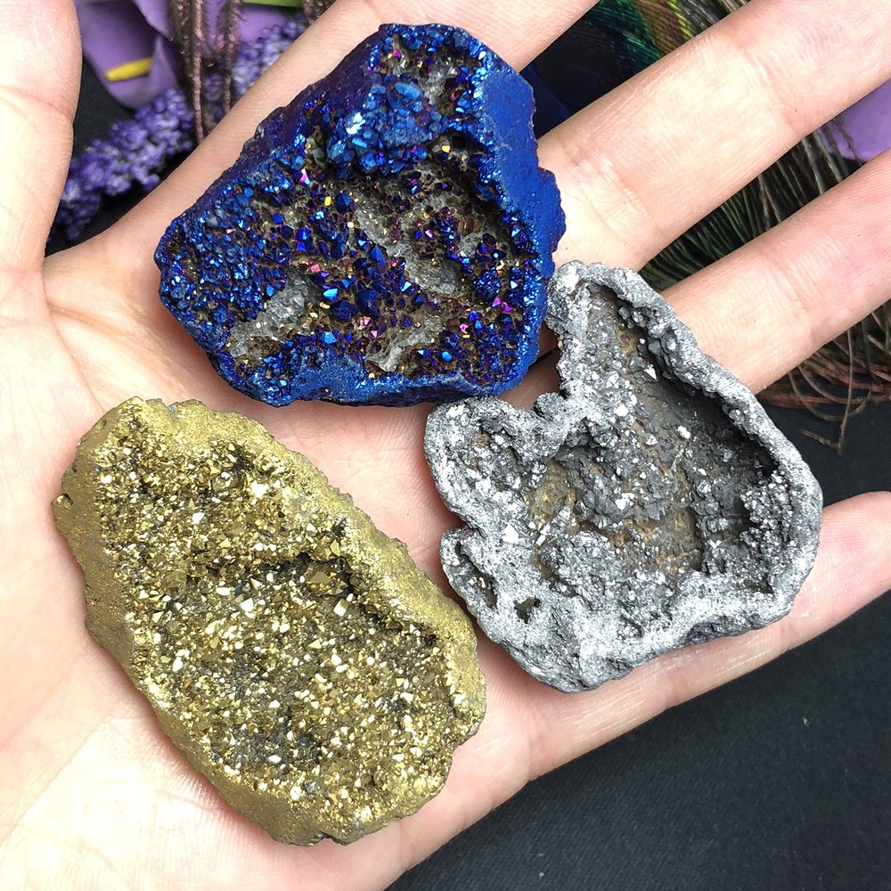 CZAOINCU Home Collections Home Decor, 3Pcs Natural Irregular Mine Caves Crafts Home Decoration Gifts,Natural Crystal