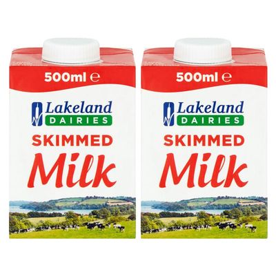 Lakeland UHT Skimmed Milk 500ml Pack of 2 Low Fat 1.25% Long Shelf Life Calcium Dairy Drink Screw Top Multipack Catering Hospitality Office Pantry with Welari Thank You Card | (2pack) (1000ml)