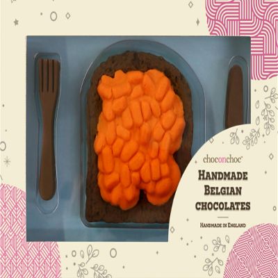 Choc on Choc - Chocolate Beans on Toast - Handmade Novelty Belgian Chocolate Gift - Toast, Beans, Knife & Fork Set - Fun & Tasty Student Breakfast Treat - 135g