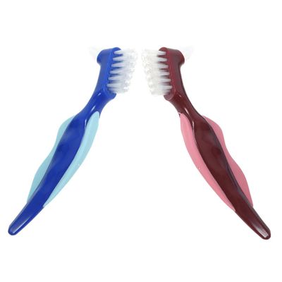 FRCOLOR Denture Cleaning Brush 2pcs Double-Sided Toothbrushes for Denture Care, Travel Size Portable Brushes with Red and Blue Handles, Suitable for Seniors and Braces Maintenance