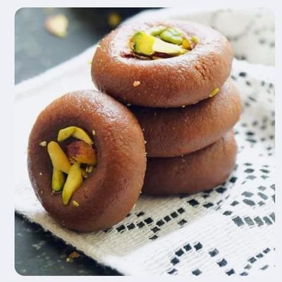 Festival Special Premium (Brown Peda 250g) Delicious Indian Traditional Sweets To Sweeten Up Your Celebration Best Gift For All Occasions Rakhi,Marriage,Diwali,Holi
