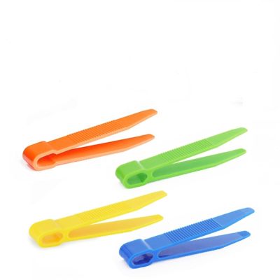 CHFYIJYHM Hair Removal Tweezers Fine Motion Training Accessories Tweezers Flat Headed Tweezers Color Clip Tweezers Toy Tweezers(Green)