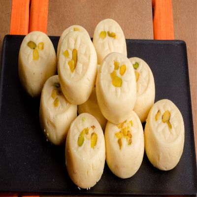 Lily's Special White Peda is a delicious Indian sweet treat to serve during festivities or as a dessert serve (6)