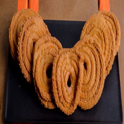 Chakri, 7 Pieces, Traditional Indian Snacks