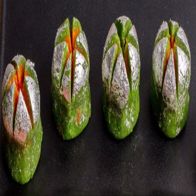 Lilys Special Kaju Komal Made With Cashew nuts, Pistachio nuts and Almonds & Approximent Weight for four pieces 200g