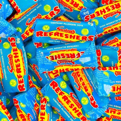 50 Mini Refreshers Chews - Retro Classic Sweets Pick and Mix For Parties, Gifts And Sharing by TJ Sweet Shop.
