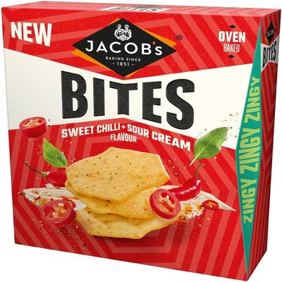 Jacob's Bites Sweet Chilli & Sour Cream Crackers 125g X 2 Pack, Oven Baked, No Added Palm Oil, No Artificial Colours or Flavours, Suitable for Vegetarians