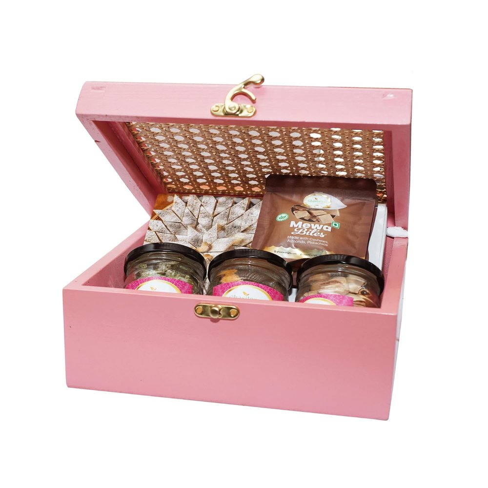 Ghasitaram Gifts Jaiccha Pink Cane Rattan Box with Kaju Katli,Flavour Raisins,Crunchy Cashew,Pista,MEWA Bites|Gift for Diwali,Holi,Valentine,Birthday,Anniversary,Her,Him,Mothers Day,Fathers Day|