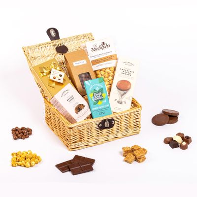 Chocolate & Fudge Hamper Gift || Chocolate, Luxury Fudge, Gourmet Popcorn || Food Gift for Xmas, Birthdays or a Thank You || The Hamper & Gift Co.