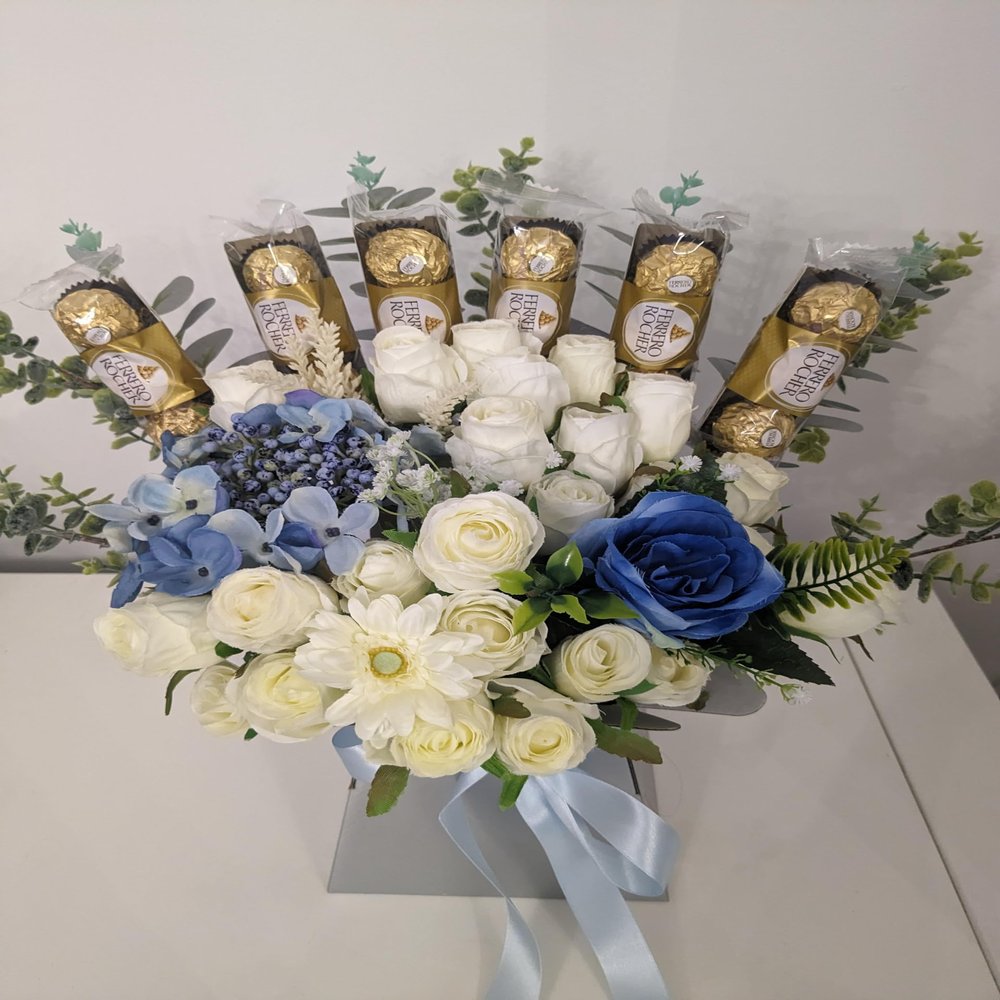 Chocolate Bouquet Blue2 Silk Flowers arrangement - Gift Hamper
