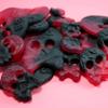 Bubbs Vegan Large Liquorice & Raspberry Skulls Sweets (500g) view 2