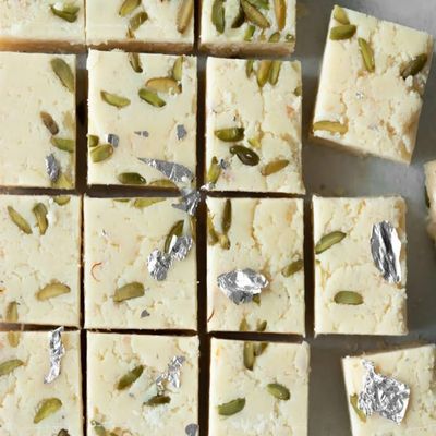 Festival Special Premium (White Barfi 250g) Delicious Indian Traditional Sweets To Sweeten Up Your Celebration Best Gift For All Occasions Rakhi,Marriage,Diwali,Holi