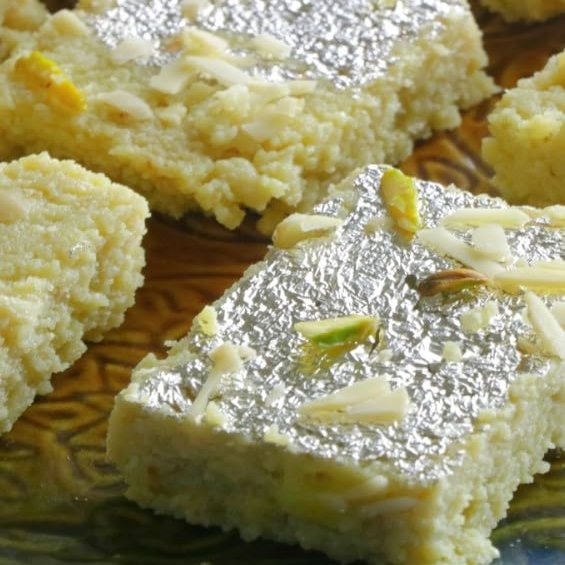 Festival Special Premium (Kalakand 250g) Delicious Indian Traditional Sweets To Sweeten Up Your Celebration Best Gift For All Occasions Rakhi,Marriage,Diwali,NewYear