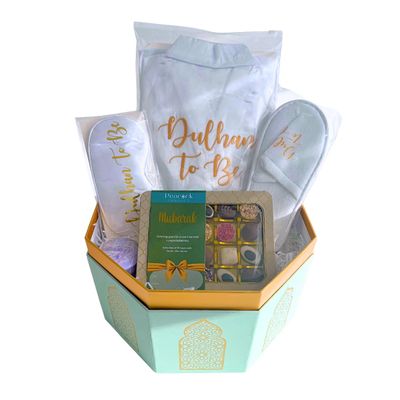 Peacock Supplies Dulhan Large Bridal Hamper Gift Box | Contains Luxury Chocolates, Dulhan To Be White Dressing Robe & Eye Mask & Gold Plated Lantern Design Mugs | Great Gift Set For Hindu Bride