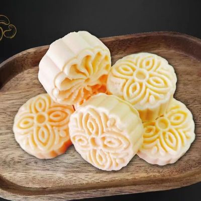 Milk mooncake,Fruit cake,Mid-Autumn Festival moon cake,gummies,dim sum,Instant biscuits,healthy snacks,delicious Chinese snacks,Sweets Gifts (Yellow peach flavor,36 pcs)
