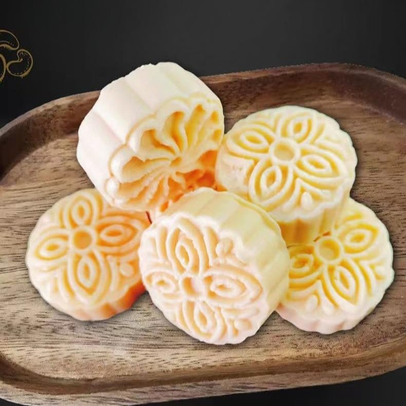 Milk mooncake,Fruit cake,Mid-Autumn Festival moon cake,gummies,dim sum,Instant biscuits,healthy snacks,delicious Chinese snacks,Sweets Gifts (Yellow peach flavor,36 pcs)
