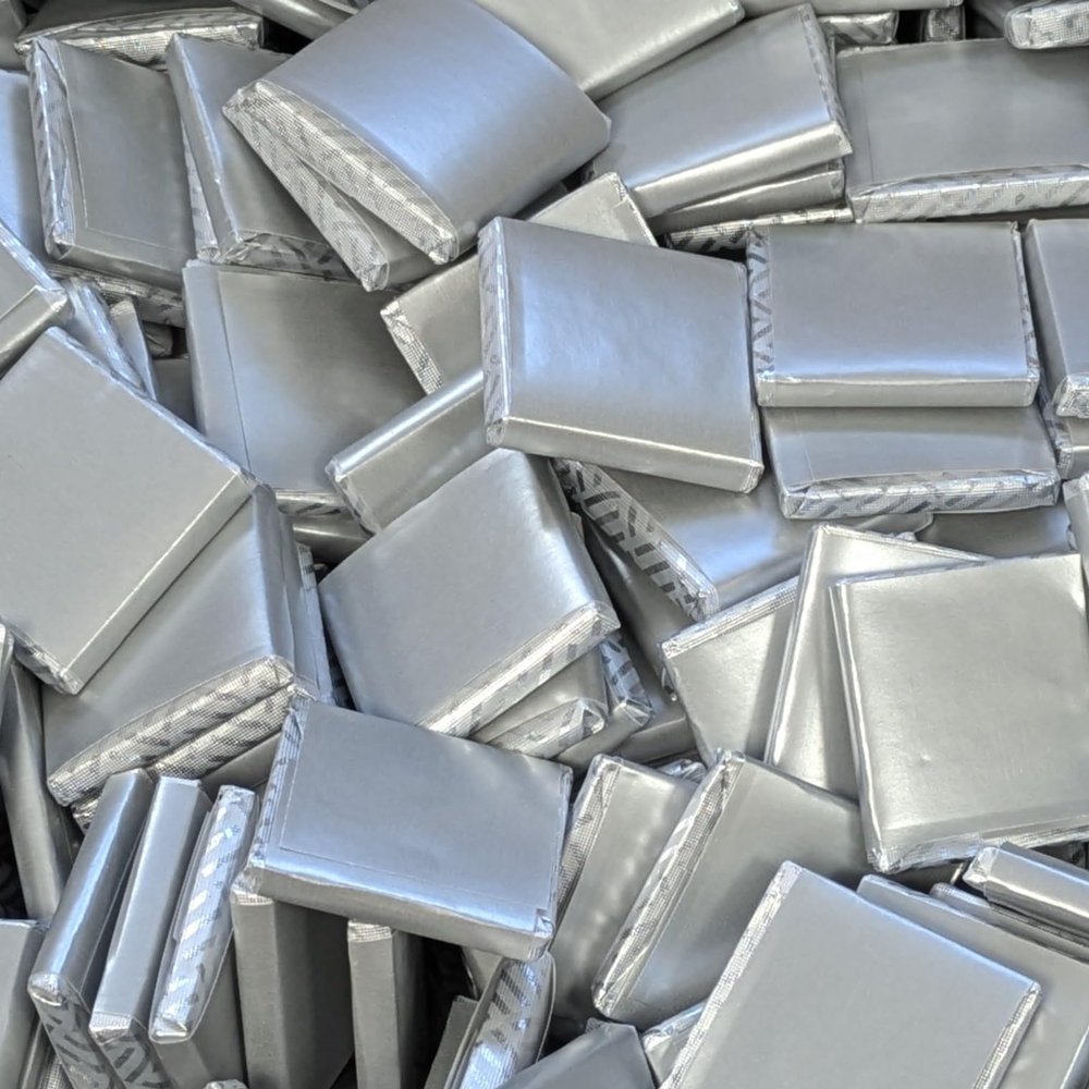 Milk Chocolate Neapolitans Plain Blank Foil Wrapped Event Party Favour Sweets (50, Silver Foil)