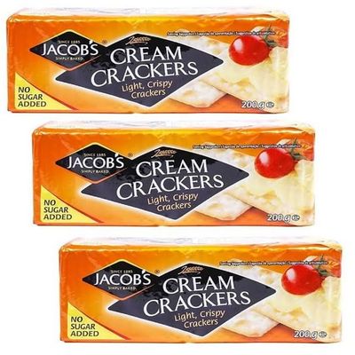 Jacob's Cream Cracker No Added Sugar 200g snack pack | Light Crispy Crackers | High Fibre | Perfect for sharing with friends and family on Christmas & on all occassions. (Pack of 8)