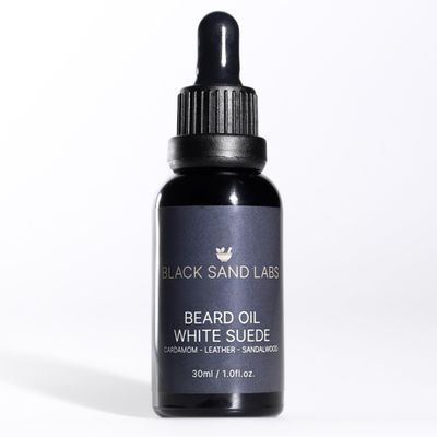 Black Sand Labs Natural Beard Oil for Men - Moisturising Oil with Argan, Jojoba & Castor Oils - Nourishing Beard Oil for Healthier Hair Growth - Premium Beard Care for Men (30ml, White Suede)