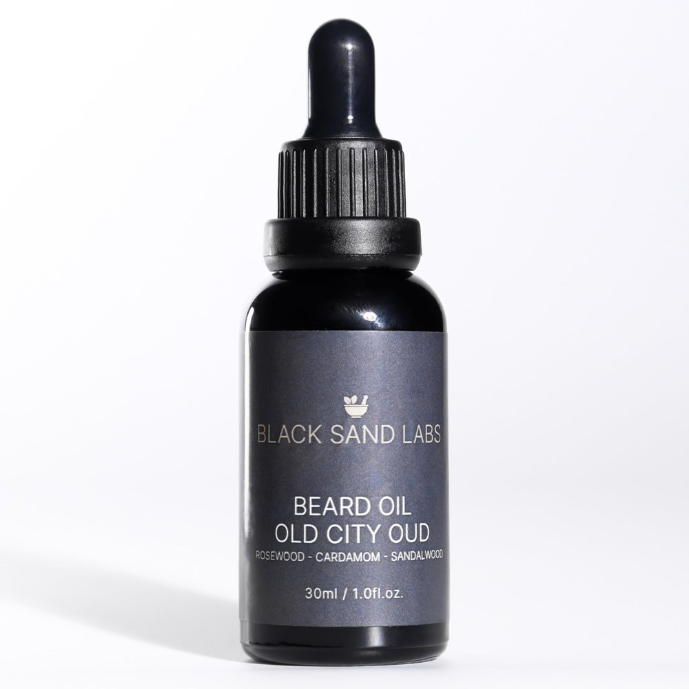 Black Sand Labs Natural Beard Oil for Men - Moisturising Oil with Argan, Jojoba & Castor Oils - Nourishing Beard Oil for Healthier Hair Growth - Premium Beard Care for Men (30ml, Old City Oud)