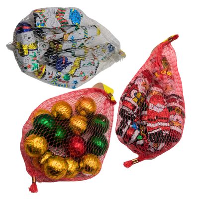 Christmas Chocolate Snow Men, Christmas Balls And Chocolate Santas In Nets - Individually Foiled Milk Chocolate Gift Pack - Novelty Stocking Fillers Kids Men Women - Secret Santa Gift - Pack Of 3