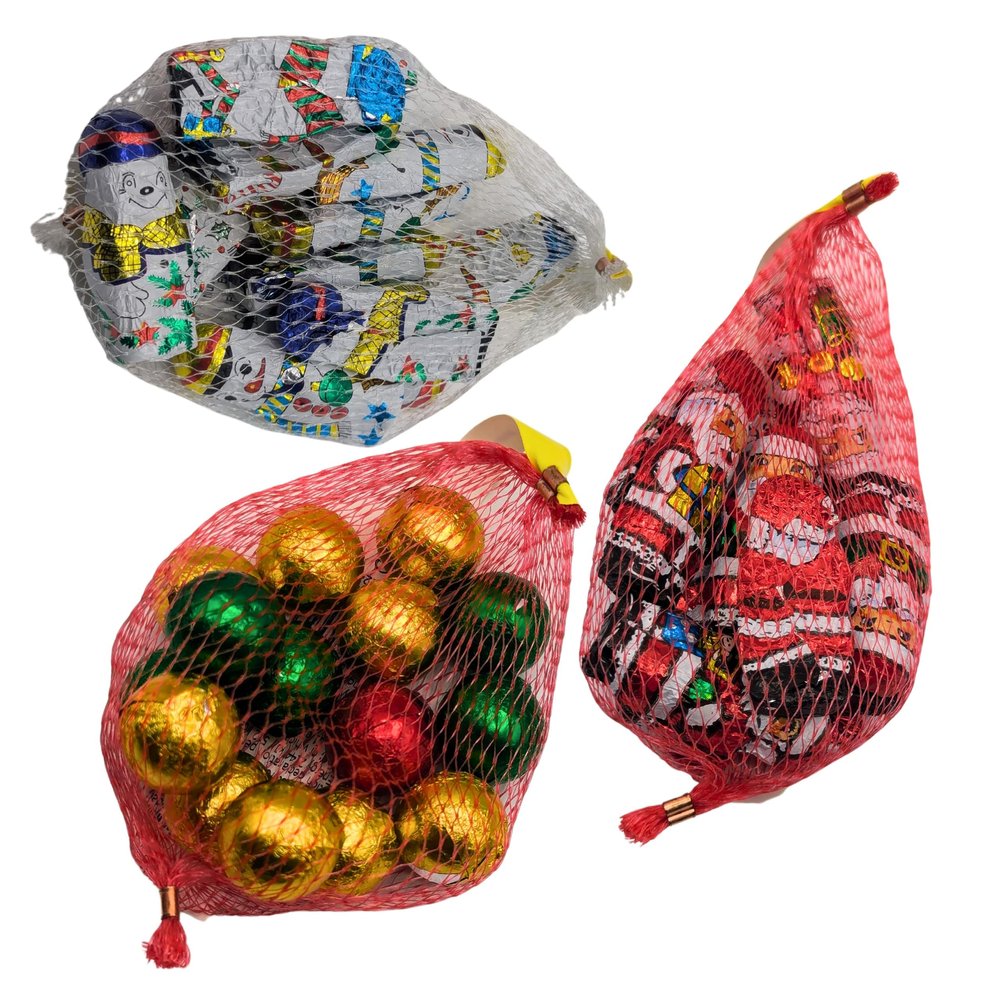 Christmas Chocolate Snow Men, Christmas Balls And Chocolate Santas In Nets - Individually Foiled Milk Chocolate Gift Pack - Novelty Stocking Fillers Kids Men Women - Secret Santa Gift - Pack Of 3