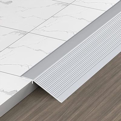 10cm Wide Floor Transition Strip Extra Wide Carpet to Wood Threshold Door Bar Cuttable Entry Ramp for Home Walkers Silver Long 140cm