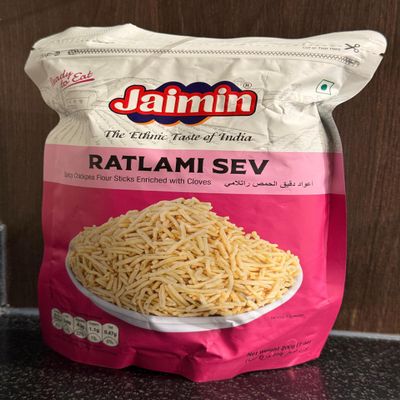 Jaimin Indian Snacks -Traditional Flavours- The Ethinic Taste Of India- Savourys and Snacks- Enjoy a Bold, Savory Taste-A Tasty Party Snack Option (pack of 1) (Pack of 1, Ratlami Sev)
