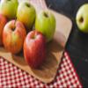 Fresh English Apples Mixed Variety Box, 2kg, Seasonal Selection (Fresh English Apples, 2kg, Seasonal Selection) view 1